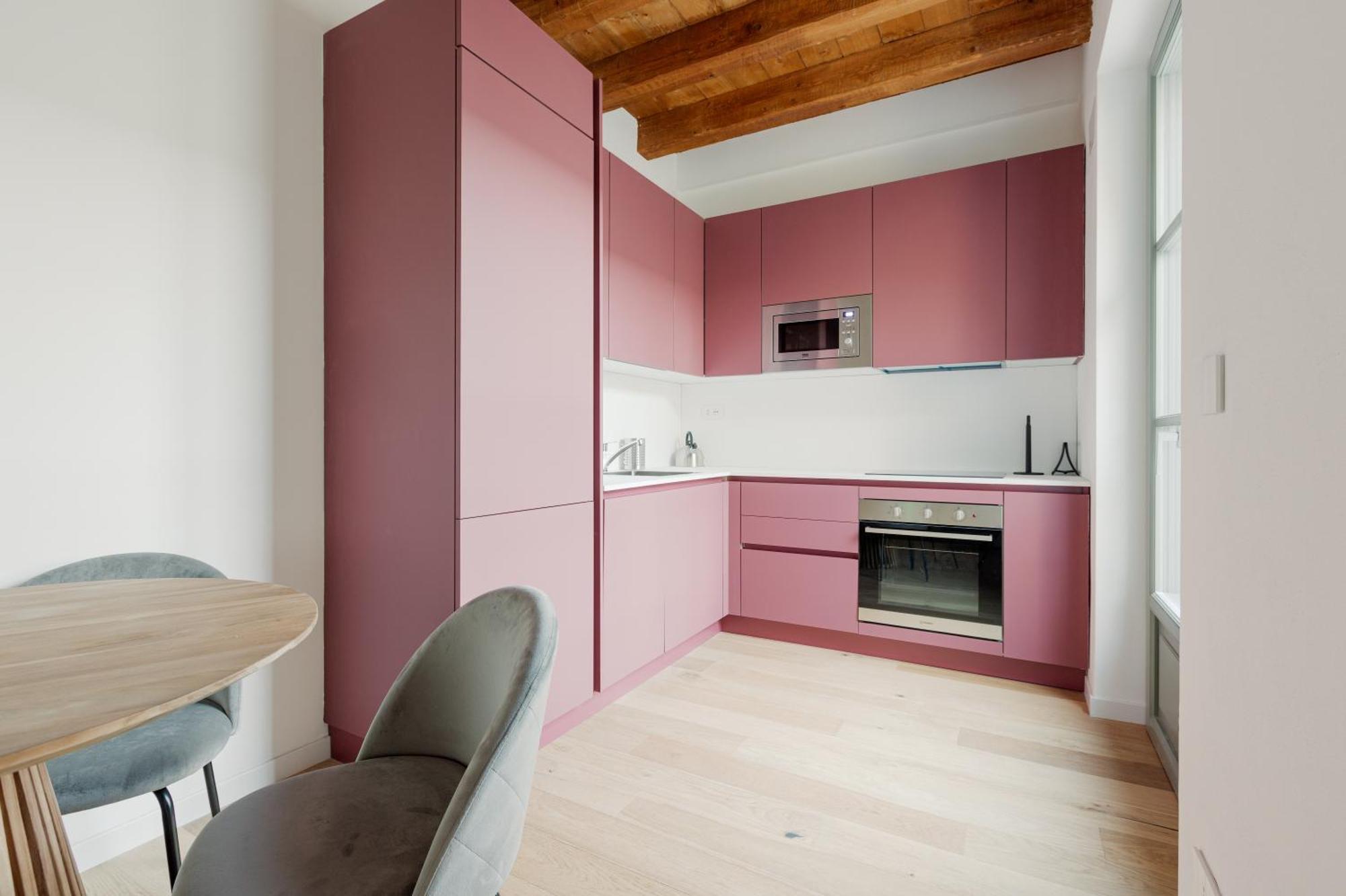Modern Apartment In Milan With Balcony Exterior photo